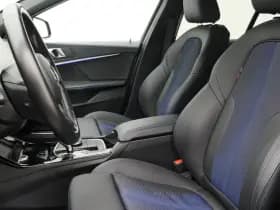 BMW 1-serie serie 118i m sport camera keyless stoel en stuurverw thumbnail 10