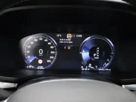 Volvo V60 2 0 t8 twin engine awd inscription pano camera adaptive keyless thumbnail 6