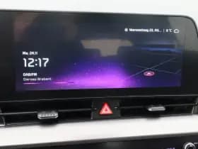 Kia Sportage 1 6 t gdi plug in hybrid awd dynamicline camera adaptive thumbnail 7