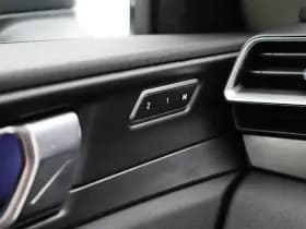 Lynk & 01 1 5 plug in hybrid 360 black zwarte hemel nld auto thumbnail 23