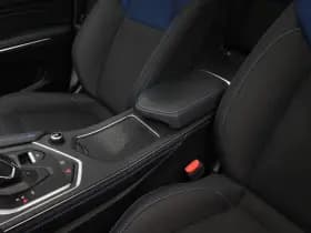 Lynk & 01 1 5 plug in hybrid 360 black zwarte hemel nld auto thumbnail 35