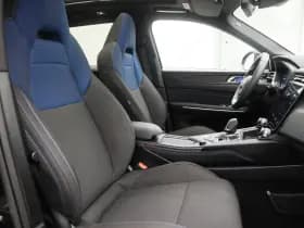 Lynk & 01 1 5 plug in hybrid 360 black zwarte hemel nld auto thumbnail 8