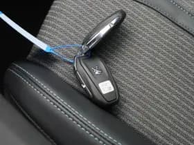 Peugeot 3008 1 2 puretech 130 pk automaat allure camera keyless trekhaak thumbnail 26