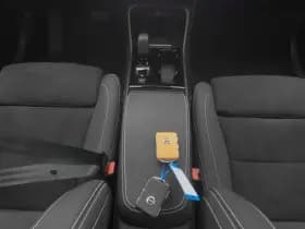 Volvo XC40 2 0 b3 ultimate bright pano 360 h k keyless stoel en stuurverw thumbnail 12