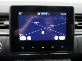 Renault Captur 1 6 e tech plug in hybrid 160 intens camera keyless thumbnail 15