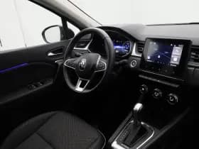 Renault Captur 1 6 e tech plug in hybrid 160 intens camera keyless thumbnail 3