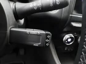 Renault Captur 1 6 e tech plug in hybrid 160 intens camera keyless thumbnail 22