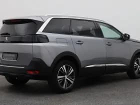 Peugeot 5008 1 2 puretech 130 pk automaat allure 7 pers camera leder keyless thumbnail 5