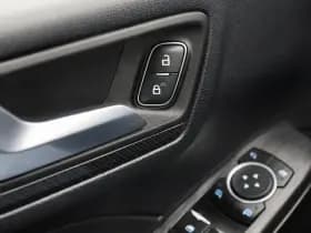 Ford Kuga 2 5 fhev st line 360 adaptive thumbnail 8