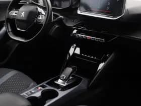 Peugeot 2008 1 2 puretech 130 pk automaat allure camera carplay thumbnail 3