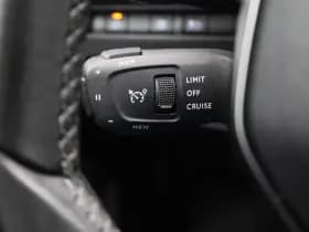 Peugeot 3008 1 6 hybrid 225 pk automaat allure camera carplay thumbnail 17