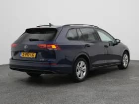 Volkswagen Golf 1 0 etsi life variant adaptive stoel en stuurverw thumbnail 6