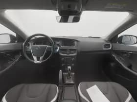 Volvo V40 1 5 t3 dynamic edition stoelverwarming trekhaak thumbnail 3