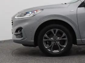 Ford Kuga 2 5 fhev st line x camera adaptive thumbnail 21