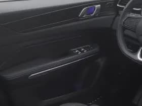 Lynk & 01 1 5 plug in hybrid 360 thumbnail 11