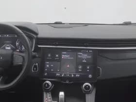 Lynk & 01 1 5 plug in hybrid 360 thumbnail 8