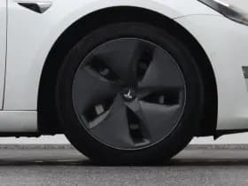 Tesla Model 3 long range awd 75 kwh pano autopilot keyless stoelverw trekhaak thumbnail 41