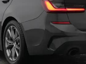 BMW 3-serie serie 318i business edition m sport touring navi carplay trekhaak thumbnail 18