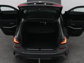 BMW 3-serie serie 318i business edition m sport touring navi carplay trekhaak thumbnail 29