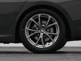 BMW 3-serie serie 318i business edition m sport touring navi carplay trekhaak thumbnail 40