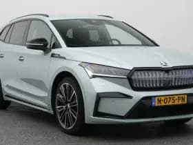 Škoda Enyaq iv 60 founders edition silver camera keyless stuurverw trekhaak thumbnail 2