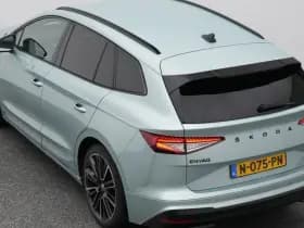 Škoda Enyaq iv 60 founders edition silver camera keyless stuurverw trekhaak thumbnail 26