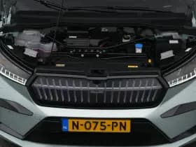 Škoda Enyaq iv 60 founders edition silver camera keyless stuurverw trekhaak thumbnail 32