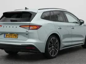 Škoda Enyaq iv 60 founders edition silver camera keyless stuurverw trekhaak thumbnail 7