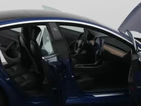 Tesla Model 3 standard rwd plus 60 kwh pano autopilot camera adaptive stoelverw thumbnail 35