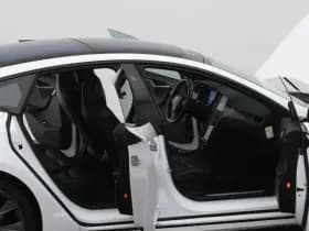 Tesla Model s 75d base pano camera autopilot stoelverwarming thumbnail 35