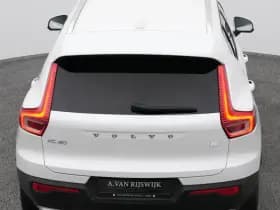 Volvo XC40 1 5 t4 recharge inscription expression camera keyless thumbnail 28