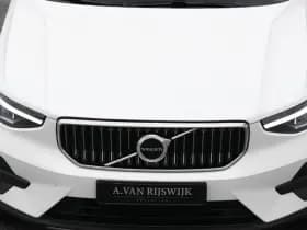 Volvo XC40 1 5 t4 recharge inscription expression camera keyless thumbnail 30