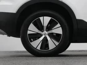 Volvo XC40 1 5 t4 recharge inscription expression camera keyless thumbnail 41