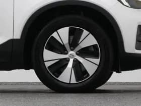 Volvo XC40 1 5 t4 recharge inscription expression camera keyless thumbnail 42