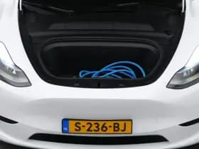 Tesla Model y rwd 58 kwh pano camera autopilot keyless stoelverwarming thumbnail 32