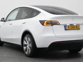 Tesla Model y rwd 58 kwh pano camera autopilot keyless stoelverwarming thumbnail 6