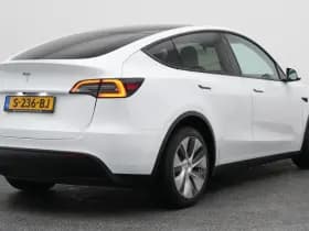 Tesla Model y rwd 58 kwh pano camera autopilot keyless stoelverwarming thumbnail 7