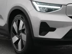 Volvo XC40 recharge plus 70 kwh camera adaptive keyless stoel en stuurverw thumbnail 18