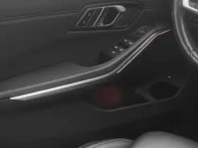 BMW 3-serie serie 330e edrive edition m sport leder keyless stoel stuurverw camera thumbnail 12