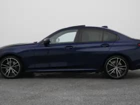 BMW 3-serie serie 330e edrive edition m sport leder keyless stoel stuurverw camera thumbnail 14