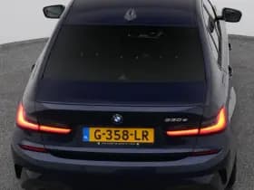BMW 3-serie serie 330e edrive edition m sport leder keyless stoel stuurverw camera thumbnail 29