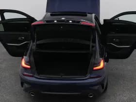 BMW 3-serie serie 330e edrive edition m sport leder keyless stoel stuurverw camera thumbnail 30