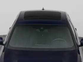 BMW 3-serie serie 330e edrive edition m sport leder keyless stoel stuurverw camera thumbnail 33