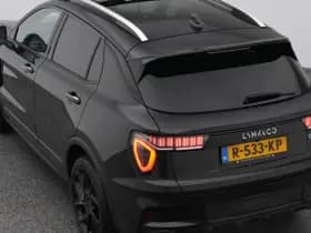 Lynk & 01 1 5 plug in hybrid 360 black nld auto thumbnail 25