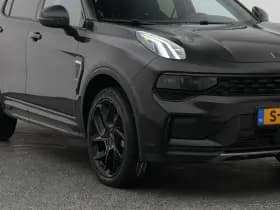 Lynk & 01 1 5 plug in hybrid 360 black zwarte hemel nld auto thumbnail 17