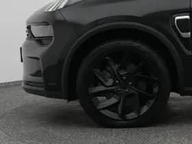 Lynk & 01 1 5 plug in hybrid 360 black zwarte hemel nld auto thumbnail 21