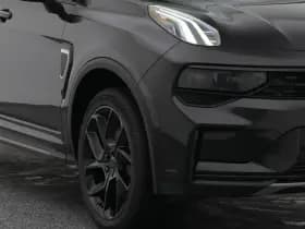 Lynk & 01 1 5 plug in hybrid 360 black zwarte hemel trekhaak nld auto thumbnail 17