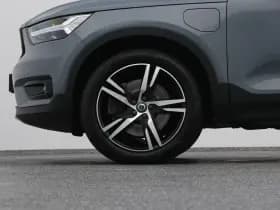 Volvo XC40 1 5 t5 twin engine r design 360 keyless memory thumbnail 39