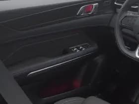 Lynk & 01 1 5 plug in hybrid 360 zwarte hemel nld auto thumbnail 11