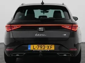 SEAT Leon 1 0 etsi dsg 7 sportstourer fr business intense camera adaptive trekhaak thumbnail 10